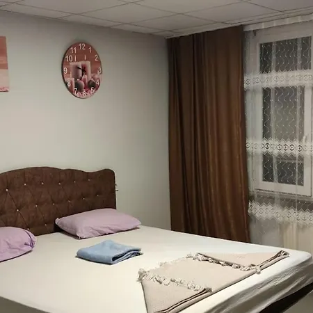 Apartment Midtown 201 *